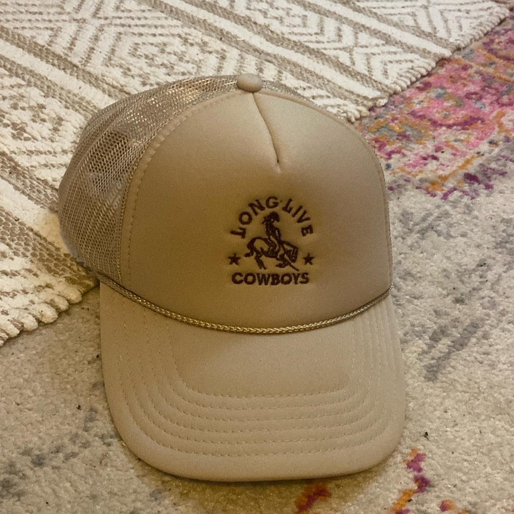 Cowboy trucker hat
